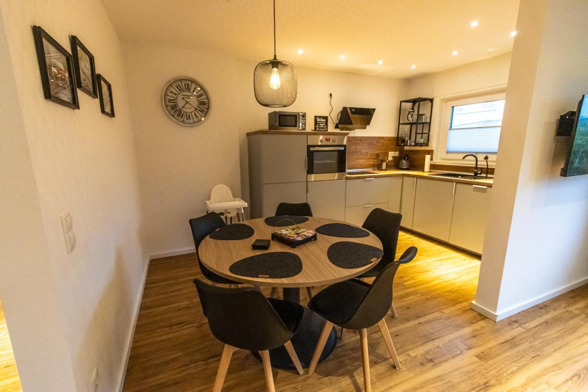 Suedschleife Appartements - Wlan - Direkt Am Ring Reimerath Exteriér fotografie